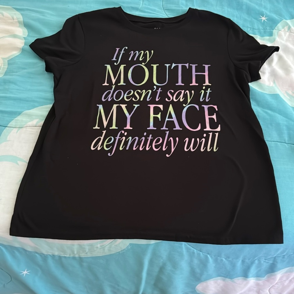 Wound up short sleeve shirt